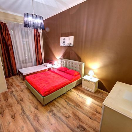 Апартаменты Саксаганского ул, 48 Киев Экстерьер фото